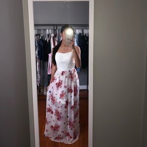 ‼️SOLD‼️AUW | Floral Maxi Dress